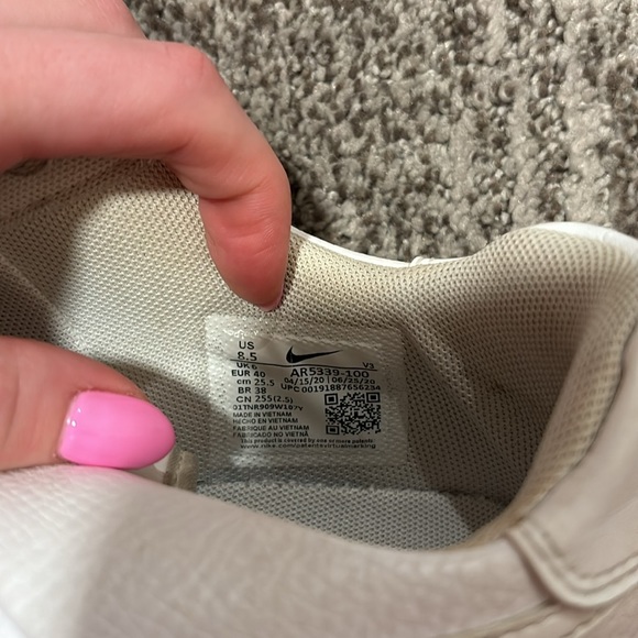 Lightly used Nike platform airforce one. Size 8.5 women’s. White. - Picture 2 of 2